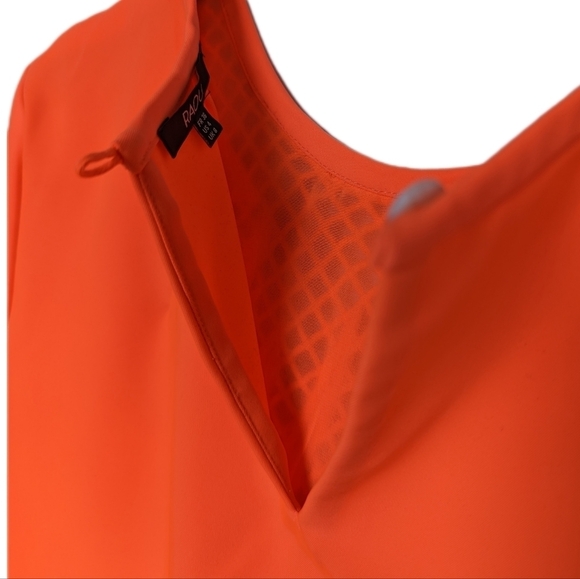 Raoul Laser Cut Mesh Flower Short Sleeve Crew Neck Back Keyhole Lined Coral - Picture 4 of 9